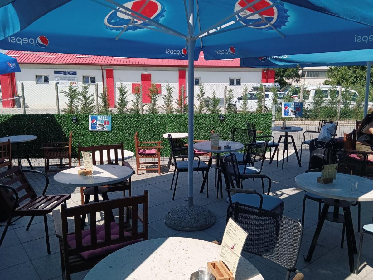 Hostel & Cafe Mild Ohrid Ngoại thất bức ảnh