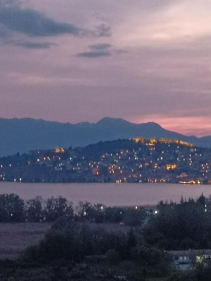 Hostel & Cafe Mild Ohrid Ngoại thất bức ảnh