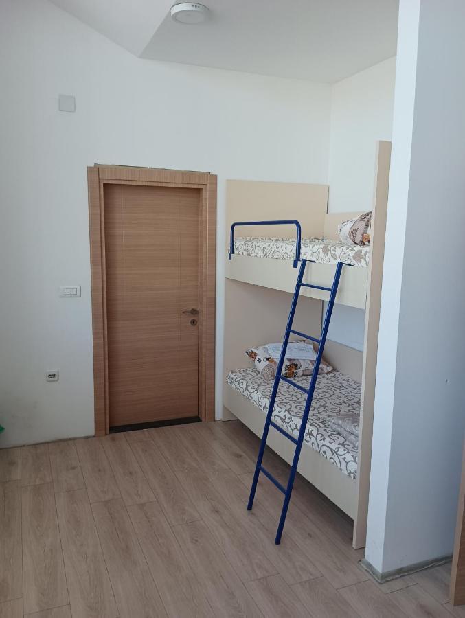 Hostel & Cafe Mild Ohrid Ngoại thất bức ảnh